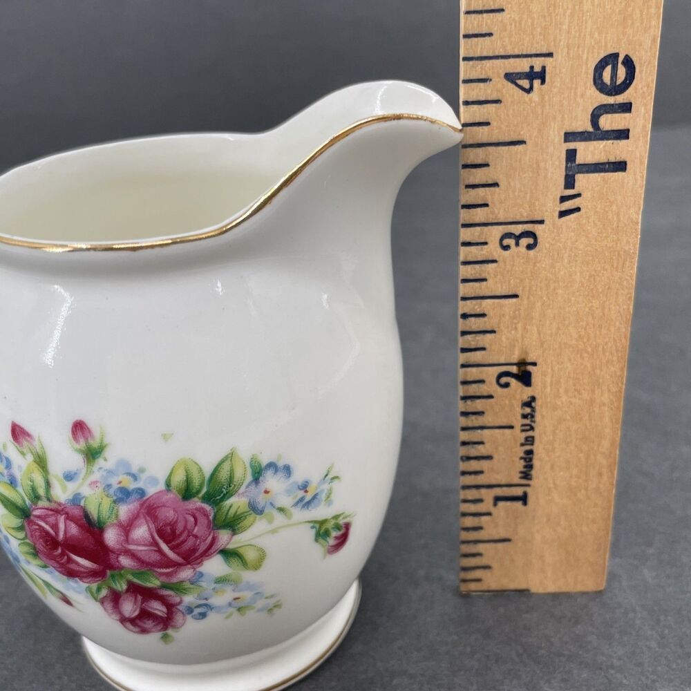 Porcelain Creamer Pink Roses Gold Trim Bone China Japan E Backstamp 4" Vintage - Picture 10 of 11